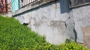 Звонница и ограда нуждаются в ремонте Звонница и ограда нуждаются в ремонте